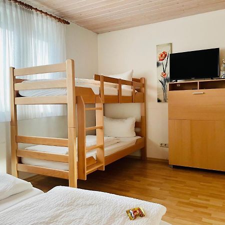 Gastehaus Gluck Wir Haben Immer Eintrittskarten Fur Den Europa-Park Fur Sie! Hotell Rust Eksteriør bilde
