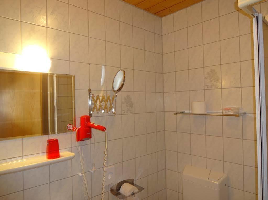 Gastehaus Gluck Wir Haben Immer Eintrittskarten Fur Den Europa-Park Fur Sie! Hotell Rust Eksteriør bilde