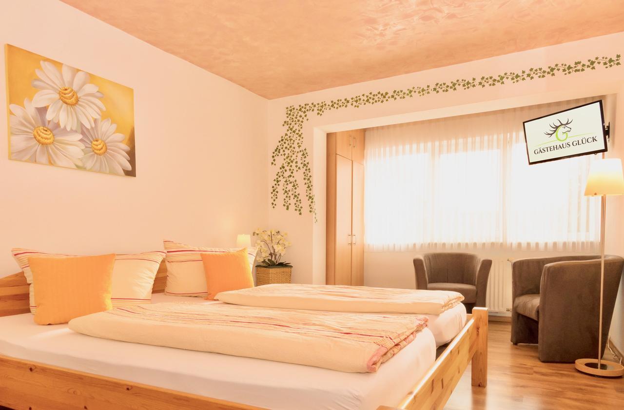 Gastehaus Gluck Wir Haben Immer Eintrittskarten Fur Den Europa-Park Fur Sie! Hotell Rust Eksteriør bilde